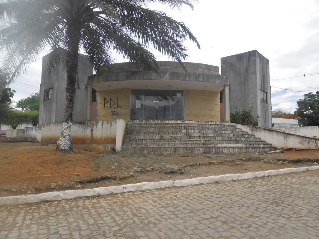 6431f1221fae2fad64be088030d7814e