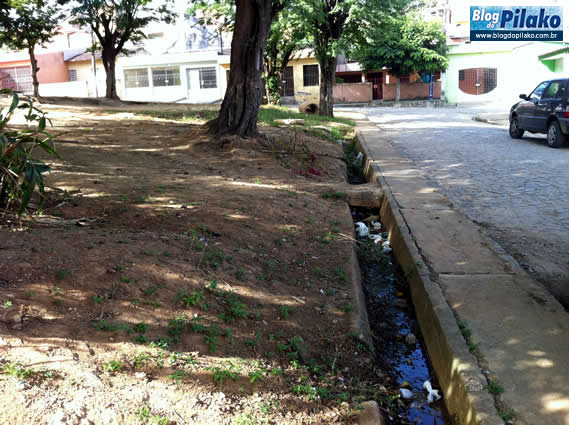 praca-sem-nome-26-04-12-3